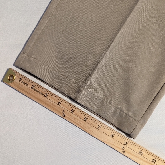 Adidas ClimaLite Golf Men's‎ 34 x 32 Tan Flat Front Chino Pants - Picture 2 of 5